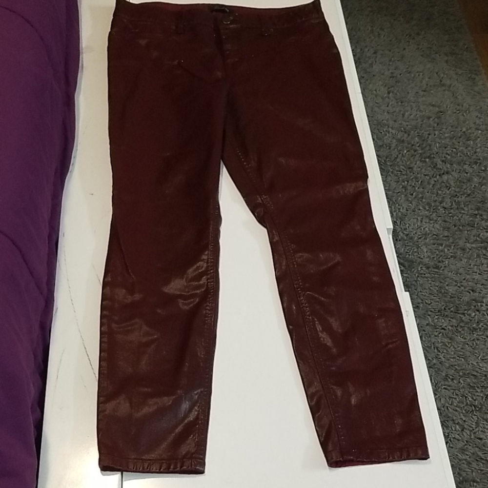 Burgundy cotton/lyocell/rayon/spandex pants